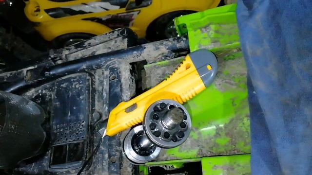 Ремонт заднего амортизатора, или как сделать мот мягче.