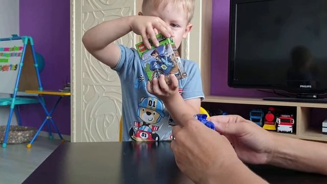 MY WORLD Сборка мотоцикла,и Обзор на БОЕВЫЕ МАШИНЫ Робат. смотреть онлайн