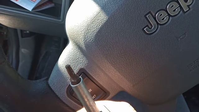 Jeep Grand Cherokee WH (WK). Замена подрулевого переключателя. смотреть онлайн
