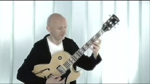 Bach sarabande BWV 1008 - jazz guitar played by Renato Rozic смотреть онлайн