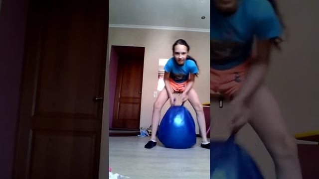 Что делать если сдулся мяч?!