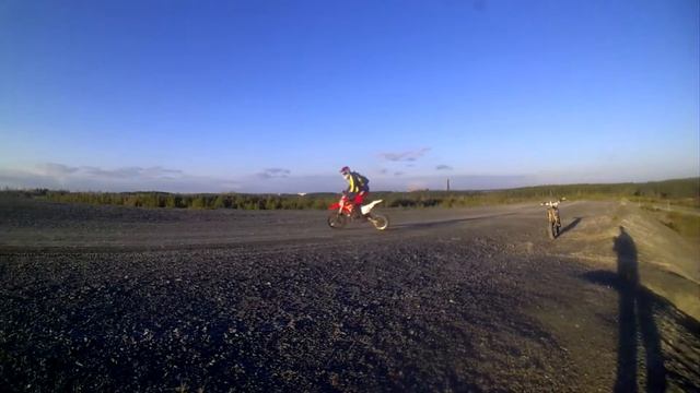 Pit bike.BSE-125. Штурмуем новый уклон на пыльном отвале. смотреть онлайн