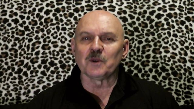 Ответ на комментарии. Памятник профессору Мориарти смотреть онлайн