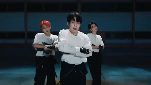 Enhypen Future Perfect ( Pass The Mic)