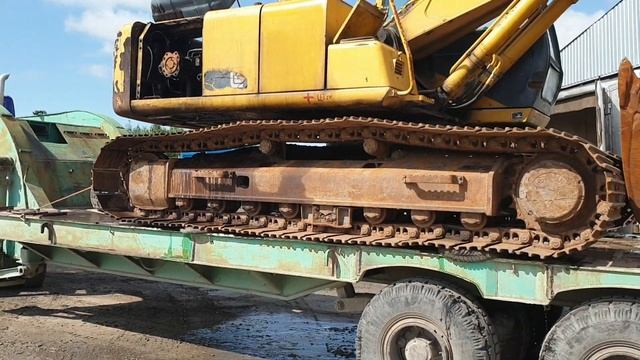 Перевозим экскаватор. Н.Чара. Volvo fmx 6x6 смотреть онлайн