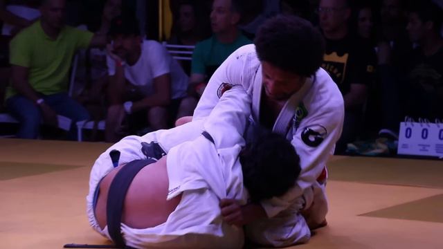 Jiu-Jitsu - Diego Vivaldo Vs Tiago Alves - King of Fight - BJJCLUB смотреть онлайн