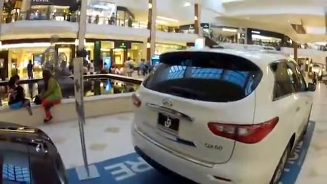 Автомобиль Infiniti QX60 в Майами Машины в США смотреть онлайн