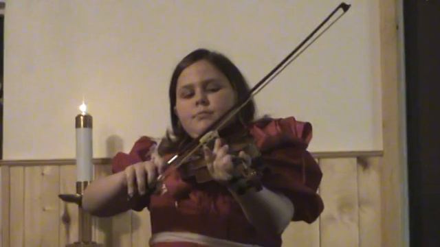 Aspen plays "O Come Little Children" смотреть онлайн