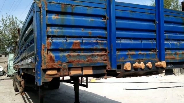 Убираем ржавчину и старую краску с  прицепа. Теперь, практически, как новый!