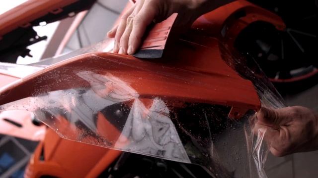 Оклейка Lamborghini Urus полиуретановой пленкой: максимальная защита и стиль! смотреть онлайн