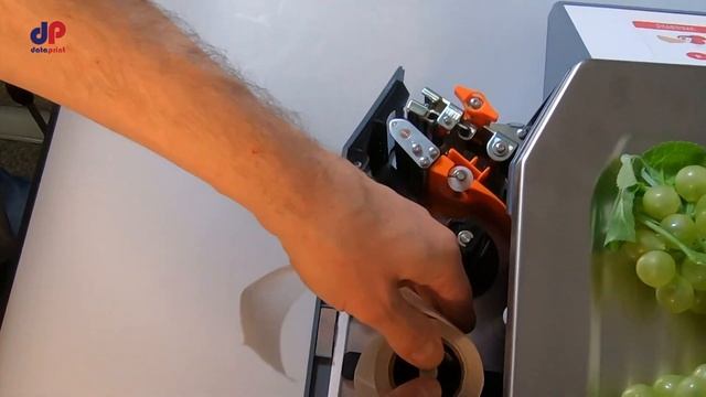 Инструкция по заправке ленты в весы DP смотреть онлайн