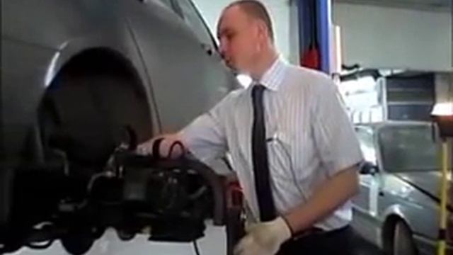 Стенд для проточки тормозных дисков с гироскопом PRO-CUT PFM 9.1 DRO смотреть онлайн