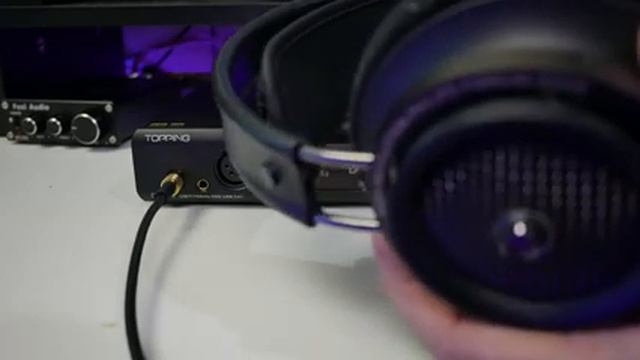 Topping DX7 Pro Review - The Best Sabre DAC + Headphone Amp Combo!!!! смотреть онлайн