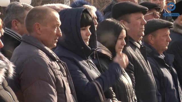 В Пензе открыли обновленную доску почета работников ЖКХ смотреть онлайн