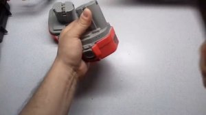 Как разобрать аккумулятор Makita PA12