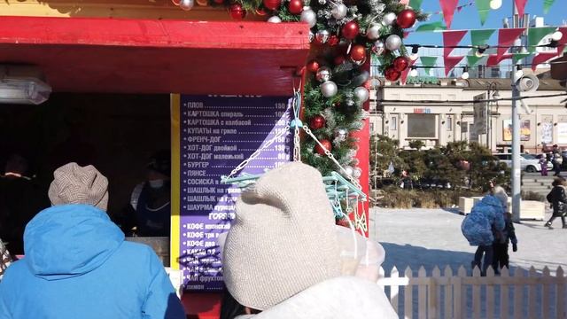 Владивосток 2021. Новогодняя Площадь и Макдоналдс в ТЦ Черемушки смотреть онлайн