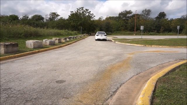 2013 Toyota Camry V6 Review! An unexpected sleeper! смотреть онлайн