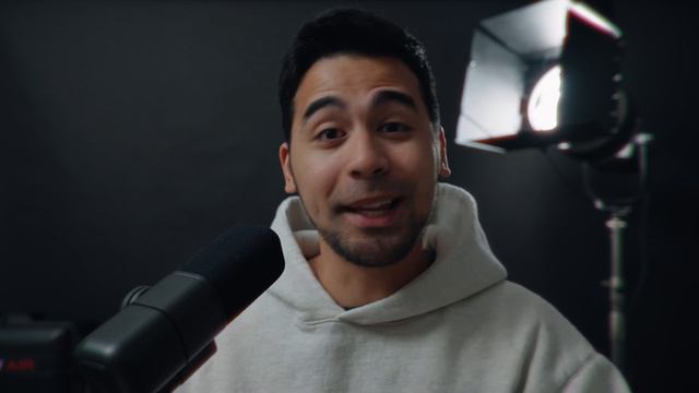 Best Budget Wide Angle Cine Lens For FX30? (APS-C / S35) 7Artisans 12mm T2.9 Cinematic Review