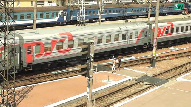 Последние поезда РЖД на вокзале Харькова 2014 г. смотреть онлайн