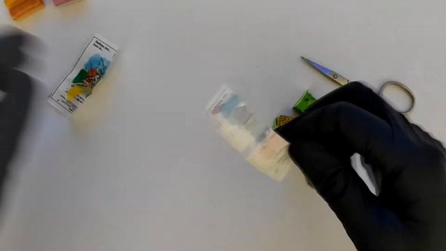 Распаковка жевательной резинки Love is ( ностальгия ) Unboxing #11 смотреть онлайн