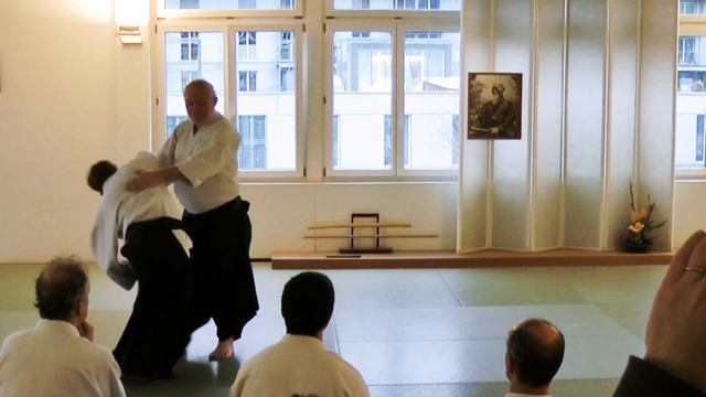 Stéphane Benedetti - Aikido Seminar in Zurich, 2014 - Part 3 of 4: Irimi & Sankaku-ho смотреть онлайн