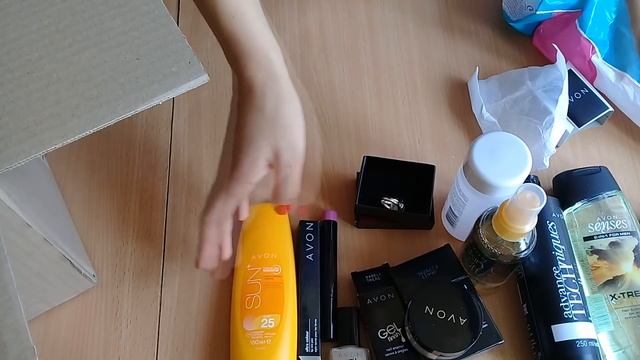 Набор-сюрприз из 7 продуктов от Avon. Каталог 12/2017. Обзор заказа. смотреть онлайн