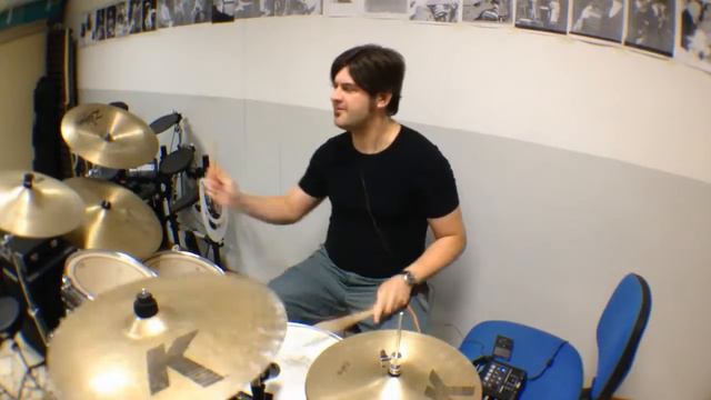 KioLAND XDrummer 2013 4° turno - Big B Little B смотреть онлайн