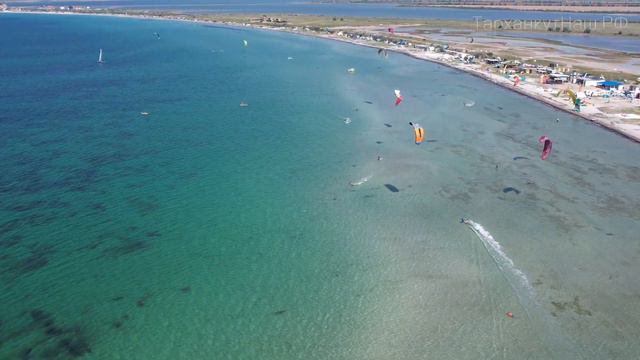 МЕЖВОДНОЕ | Лучший кайтсерфинг в Крыму | Кайтбординг Кайтинг 2022 смотреть онлайн