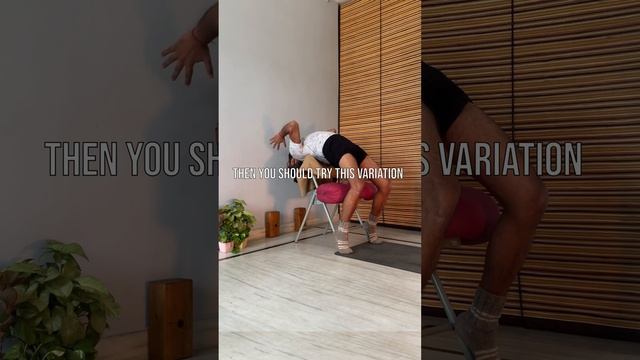 Supported Urdhva Dhanurasana | Chair Chakrasana #wheelpose #iyengaryoga смотреть онлайн