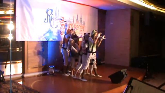 ПОЛИНА РАДЧИКОВА 8 ЛЕТ "ЧЁРНЫЙ КОТ" РИГА .MPG смотреть онлайн
