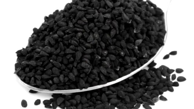 Черный Тмин ЛЕЧИТ ВСЁ, кроме смерти, если жевать их и добавлять..... смотреть онлайн