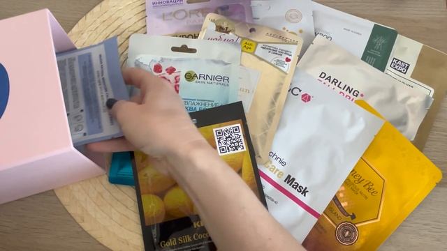 АСМР Золотое яблоко распаковка бокса с масками / ASMR Gold Apple Box Mask unboxing смотреть онлайн