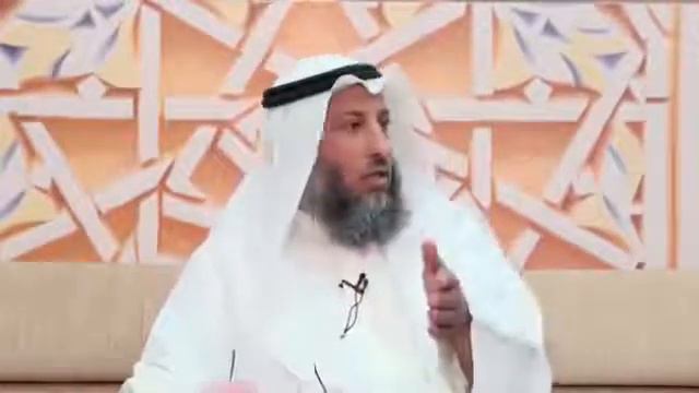 Расстояние перед молящимся, которое нельзя пересекать | Шейх Усман аль Хамис смотреть онлайн