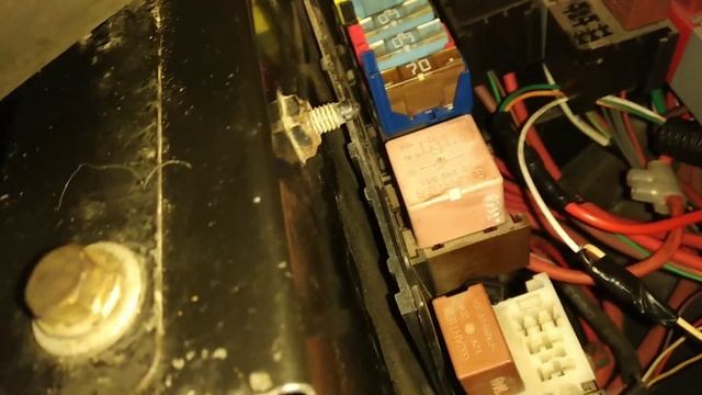 Замена свечей накала с 7v на 12v Опель виваро,Рено трафик смотреть онлайн