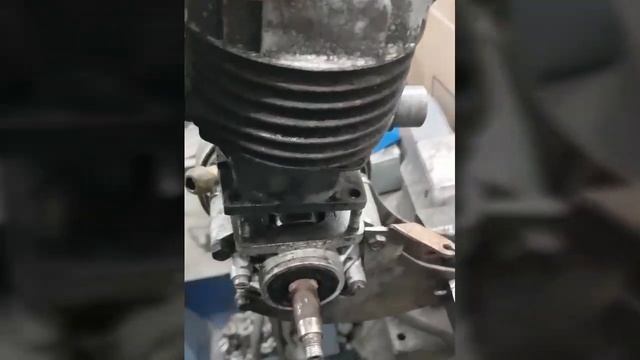 Le Gitan / Moped restoration / motor repair смотреть онлайн