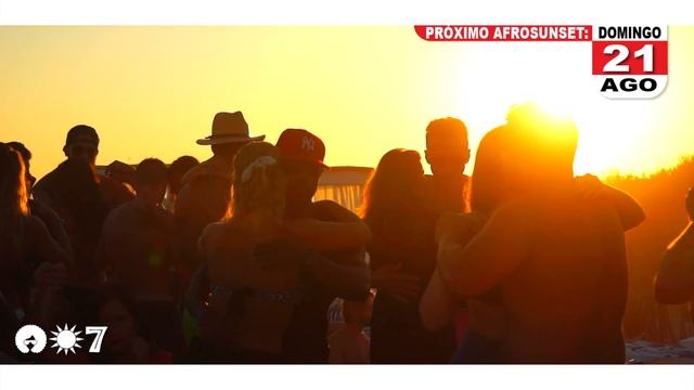 AFROSUNSET ☼ Kizomba Beach Party ☼ 7AGO foi assim.. смотреть онлайн
