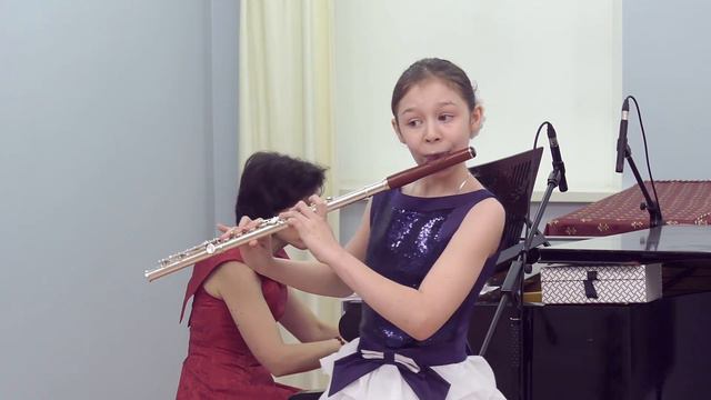 Herman Beeftink "Squirrels" Maria Mokrinskaya (flute), Olga Ber (piano) смотреть онлайн