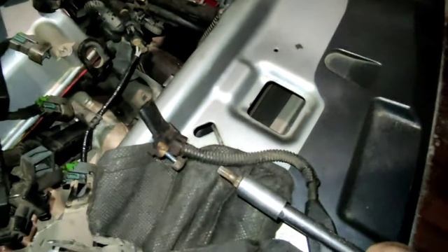 Замена датчика коленвала ДПКВ через верх смотреть онлайн