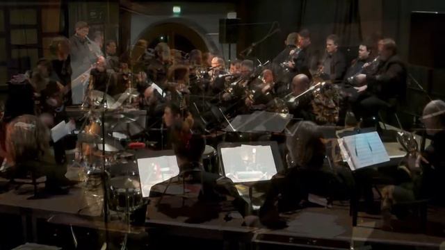 GOUT Big Band plays Markus Geiselhart's "Just a short Idea" featuring Adam Rapa смотреть онлайн
