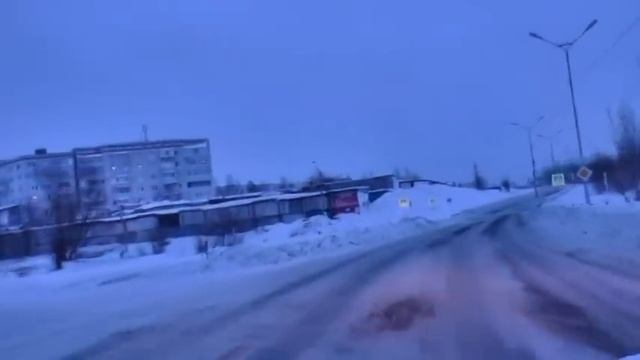 Очистка дорог Пыть Яха от снега