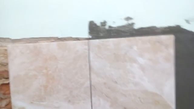 Клеем плитку на кирпич смотреть онлайн