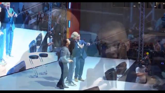 Кристофер Ллойд на Comic con Russia 29 09 2017 смотреть онлайн