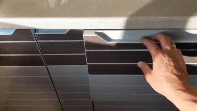 Кухня с фасадами из МДФ (эмаль + шпон) смотреть онлайн