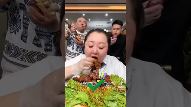 есть на камеру , как едят корейцы и китайцы смотреть онлайн