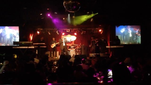 Alexander O'Neal "Sunshine" at B.B. Kings NYC - Howard Perl Productions смотреть онлайн