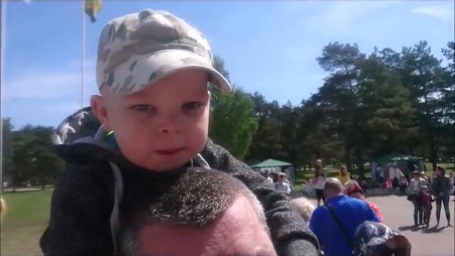 ТЕРПЕЛИВЫЙ ПАПА (ЮМОР) смотреть онлайн