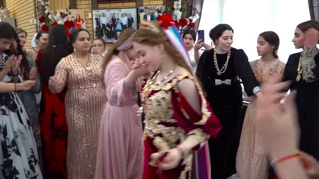 27 апреля. 2023год. Сватовство Илюши и Заремы. смотреть онлайн