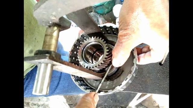 A5HF1 Kia Carnival automatic transmission rebuild (Part 2: Assembly) смотреть онлайн