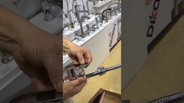 Смеситель GLAUF д/кухни ZOP4-E146 гибкий излив смотреть онлайн