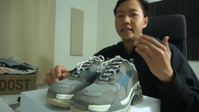 Balenciaga Triple S Sneakers are now made in China?! смотреть онлайн